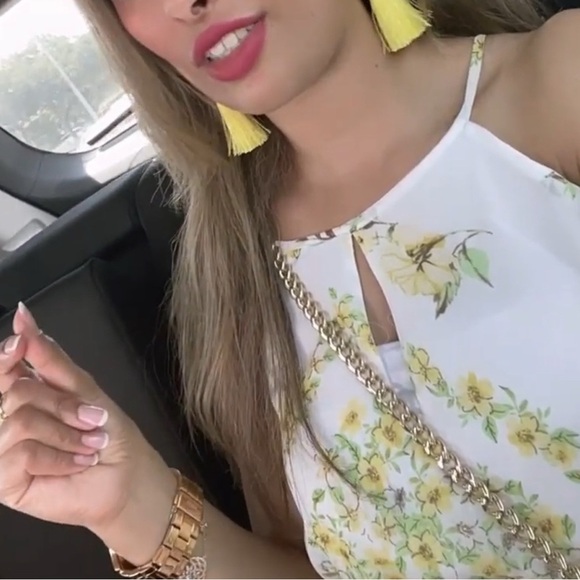 Cute yellow white floral long maxi sleeveless dress size Medium - Picture 2 of 7